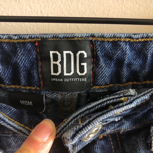 Vtg inspired BDG High Waist Distressed Mom Jeans - Picture 6 of 15